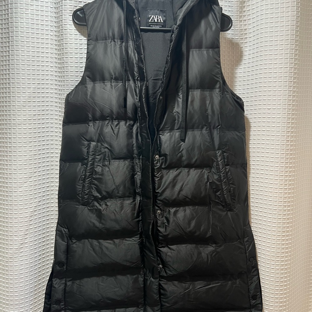 Zara Women's Black Quilted Vest